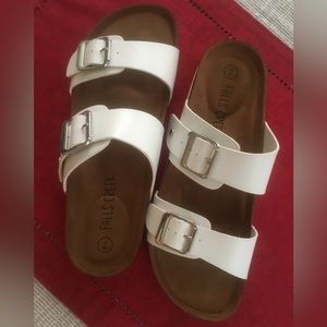 Cute,White, Size 7 Woman’s Sandals. Birkenstock look alike.